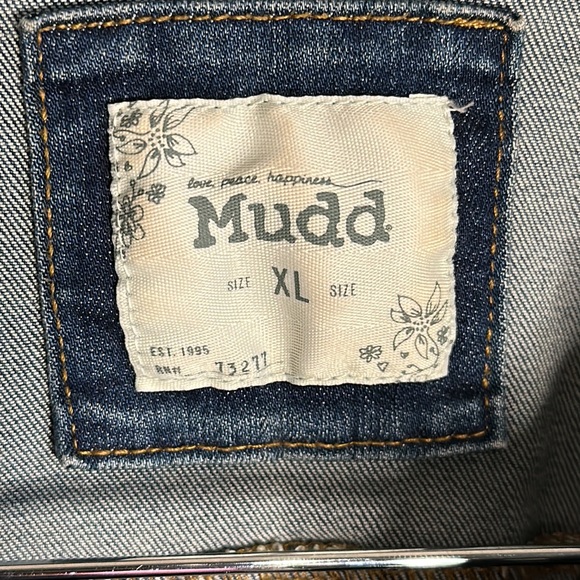 Jean jacket - Picture 2 of 5